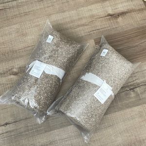 POTTERY BARN Heathered Boucle Fringe Throw Blankets Set